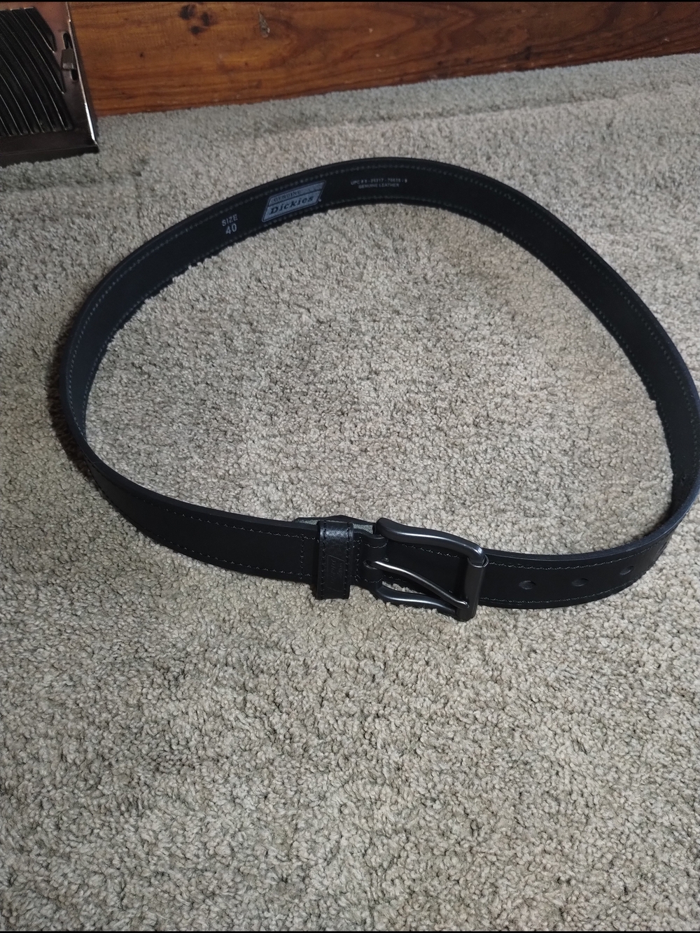 Dickies Men’s Black Leather Belt with Polished Buckle Sz 40/100